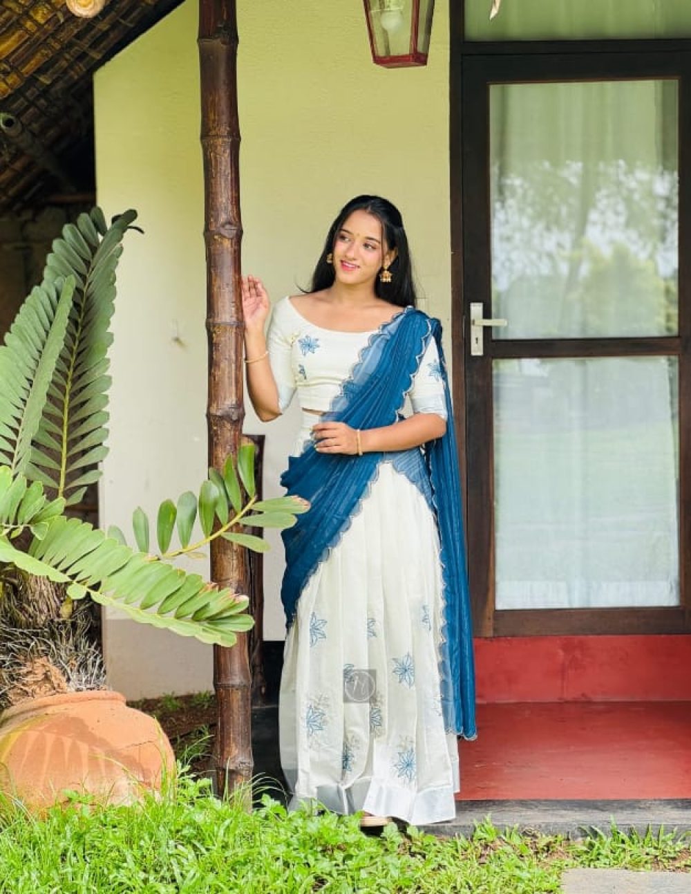 Ivory Cotton Dhavani with Blue Floral Embroidery 3