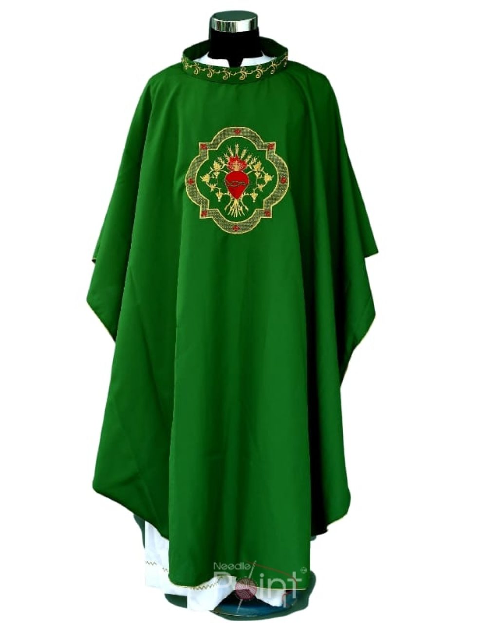 Green chasuble with Sacred Heart embroidery – Catholic vestment for Ordinary Time – Needle Point India