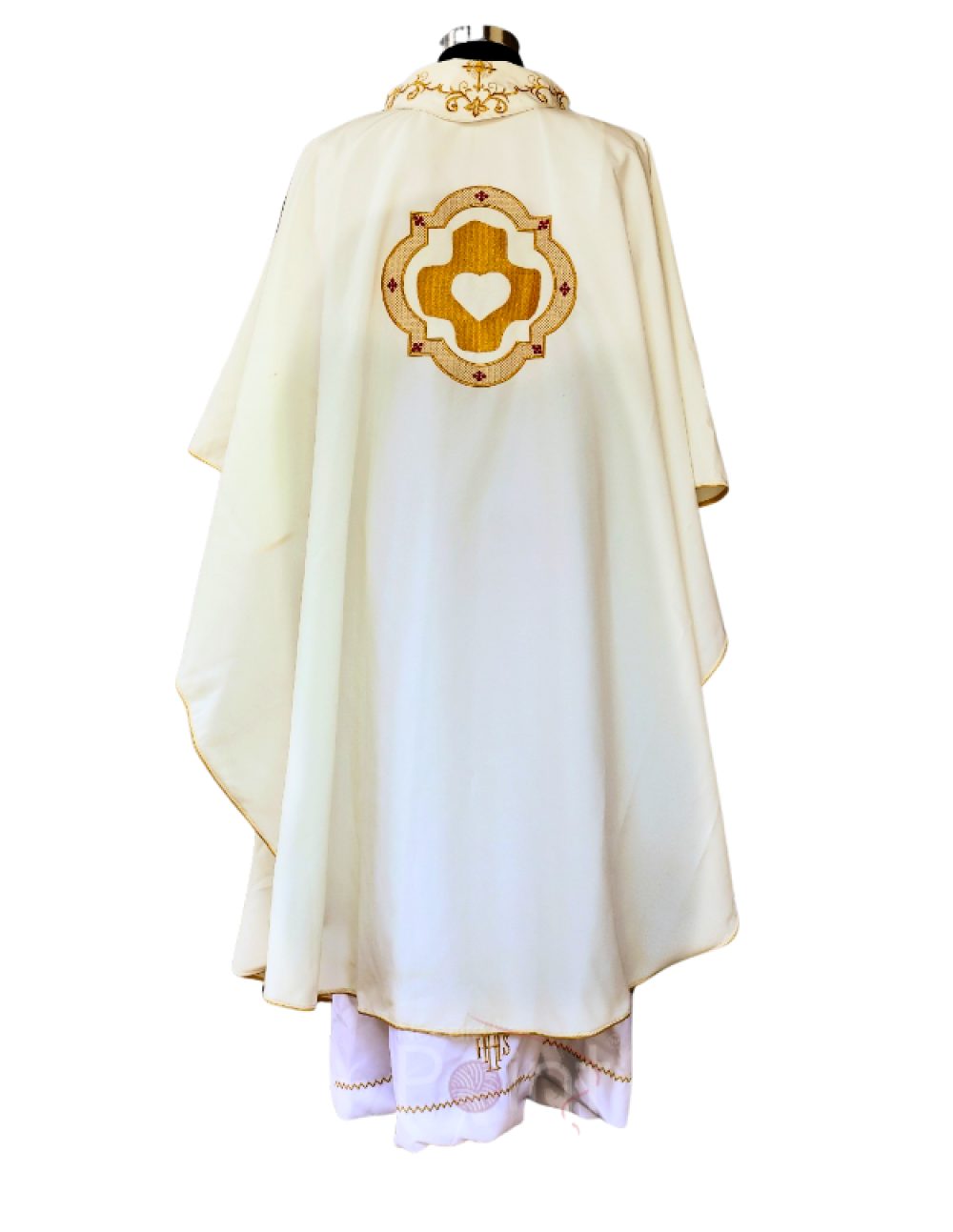 Back view of white liturgical chasuble with gold embroidery – Catholic vestment India – Needle Point