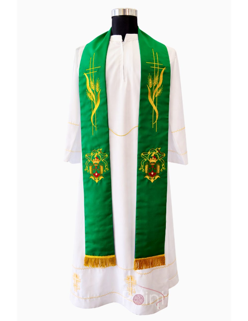 Green liturgical priest stole worn with golden cross wheat embroidery and tassel ends — Needle Point India