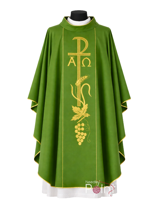 Chasuble with Alpha Omega golden embroidery 