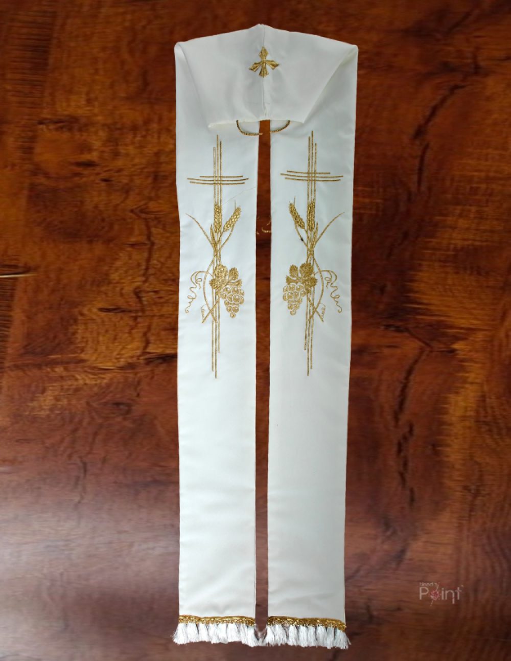 Cream priest stole with gold cross, wheat & grapevine embroidery – flat lay view